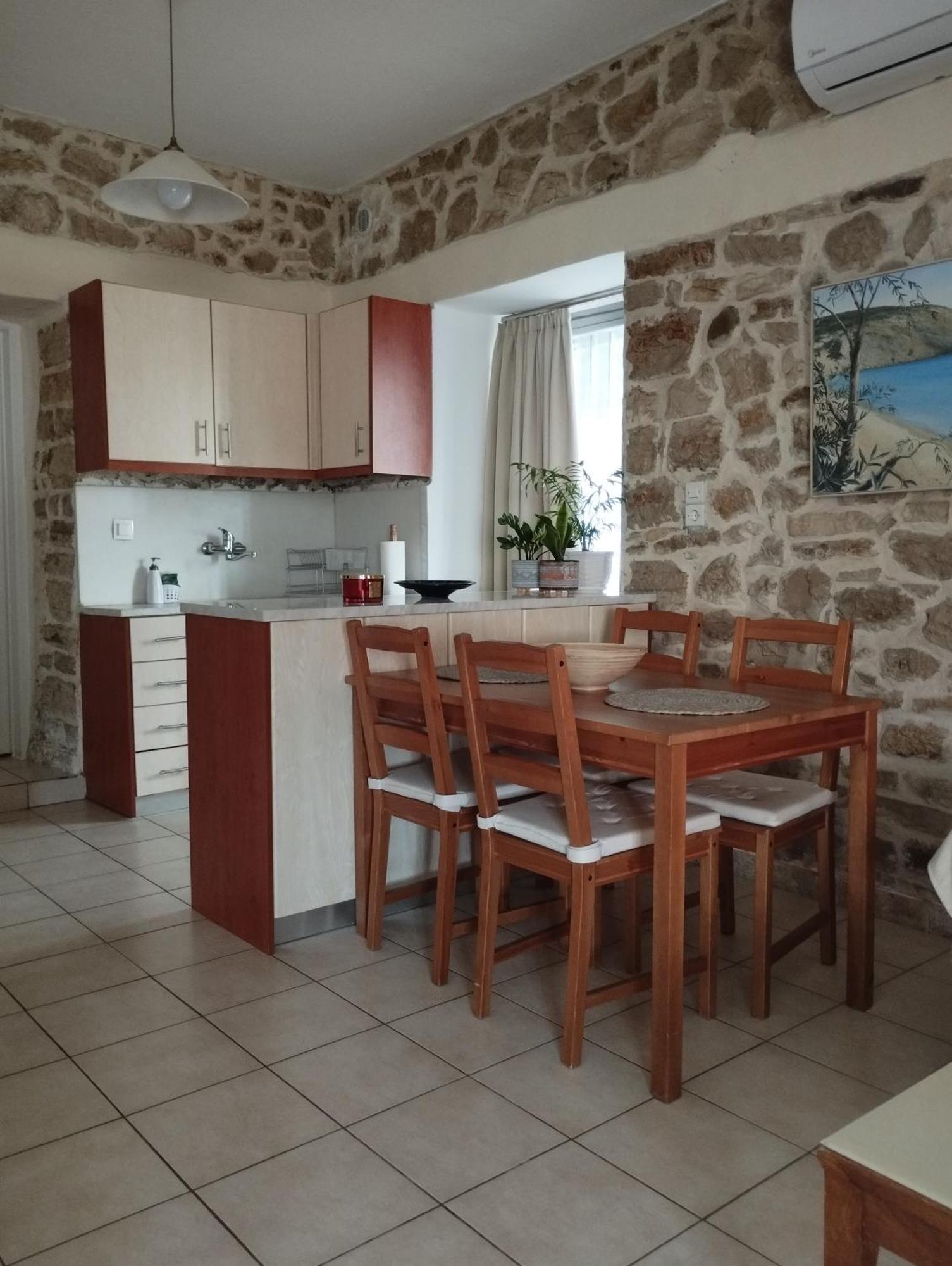 Το Πέτρινο Apartment Aitoliko Room photo